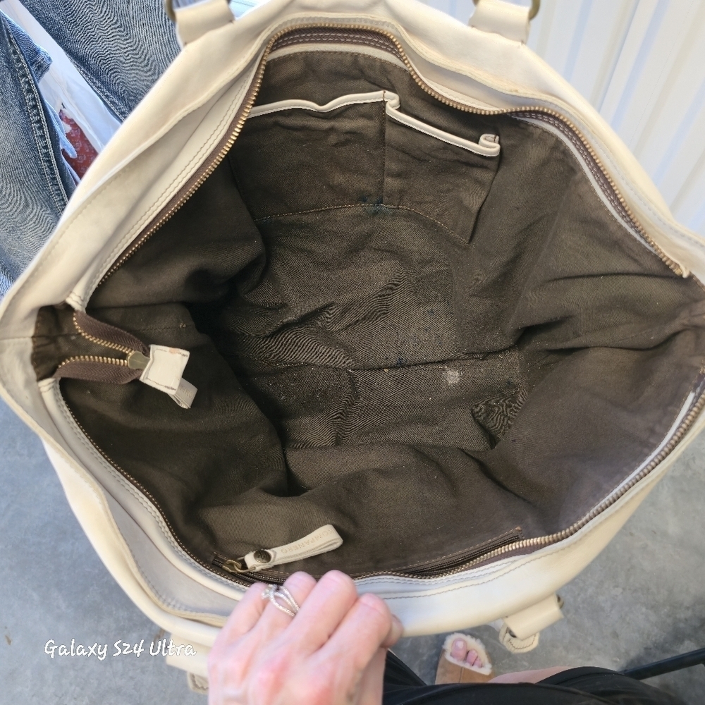KOMPANERO Cream Braided Leather Purse. - Picture 6 of 11